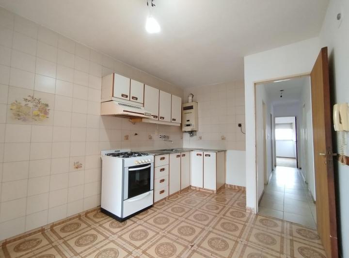 Departamento · 76m² · 4 Ambientes