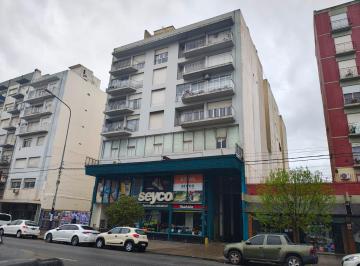 Local comercial · 1815m² · 5 Dormitorios · 4 Cocheras · Alquiler Propiedad Comercial, Logistica Para Cadena Comercial