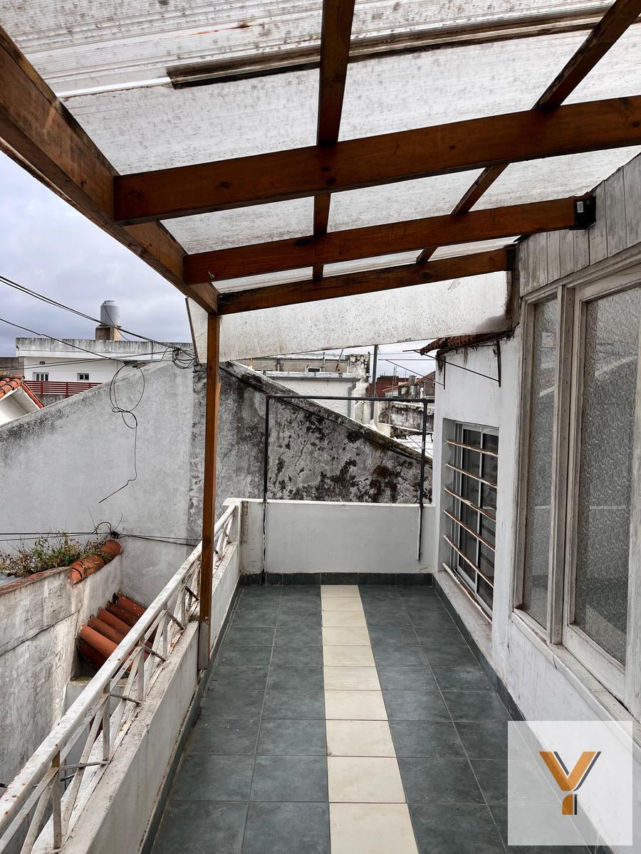 ph de 1 Dormitorio 1 Baño en venta ubicado sobre calle Saavedra