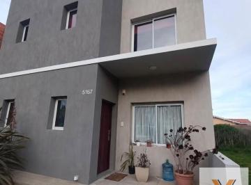 Casa · 85m² · 3 Ambientes · Casa en Venta - 2 Dorm. 2 Baños - 150 m - Necochea