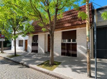 Casa · 75m² · 3 Ambientes · Casa