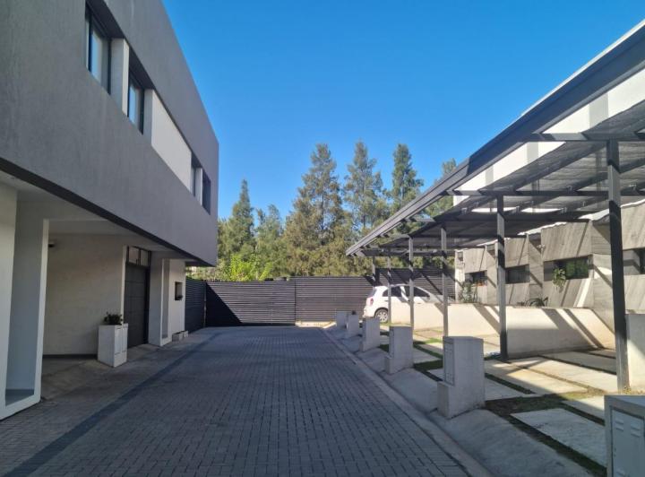 PH · 140m² · 3 Ambientes · 1 Cochera
