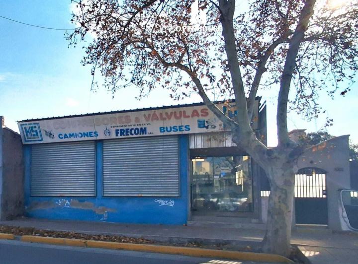 Local comercial · 110m²