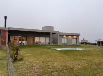 Casa · 175m² · 3 Ambientes · 1 Cochera · Casa en Puerto del Aguila Country Nautico