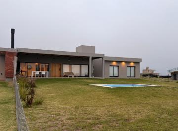 Casa · 175m² · 3 Ambientes · 1 Cochera · Casa en Puerto del Aguila Country Nautico
