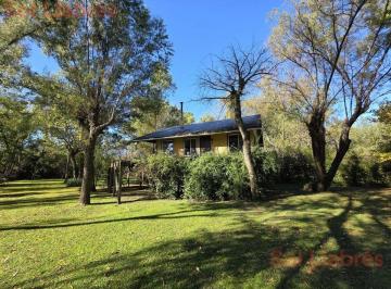 SDT-SDT-142_2 · Casa en Venta en El Delta de Tigre con Frente Al Río Toro