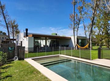 Casa · 160m² · 5 Ambientes · 2 Cocheras · Casa en Venta - San Matias - Escobar