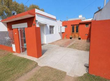 Casa · 80m² · 4 Ambientes · Casa en Calle 18 Nº 1685 E/ 37 y 35