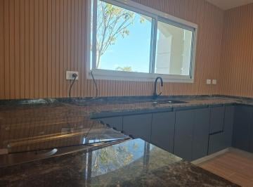 Casa · 165m² · 5 Ambientes · 3 Cocheras · Nev. Casa Interna a Estrenar San Ramón - Pilar del Este