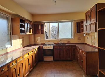 Departamento · 99m² · 4 Ambientes · 1 Cochera · Venta en Venta en Departamento 4 Ambientes en Barracas, Caba