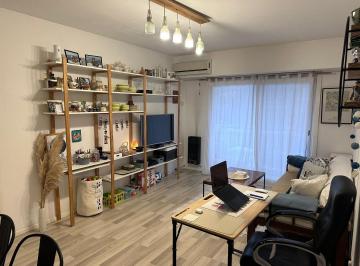 Departamento · 44m² · 2 Ambientes · 1 Cochera · M Av y Est Exc Depto 2 Amb C/ Coch Impec