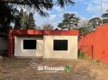 Casa · 42m² · 2 Ambientes · 1 Cochera · Alquiler Casa Para 2 Personas - La Reja