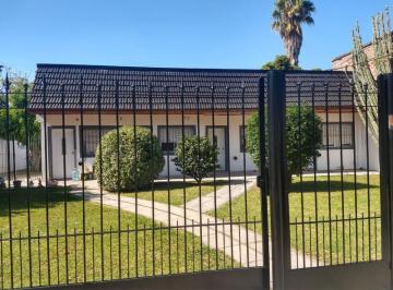 Departamento · 2 Ambientes · 1 Cochera · Departamento - Muñiz