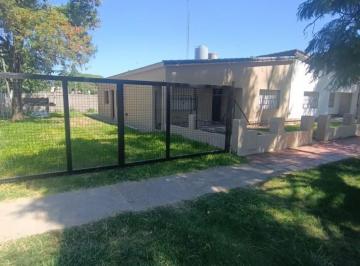 Casa · 110m² · 5 Ambientes · C Asa en Venta en Calle o'Higgins y Las Garzas, (Apta Credito Hipotecario)