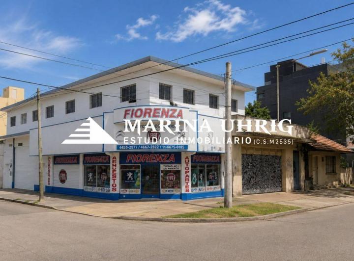 Local comercial · 378m² · 8 Ambientes · 1 Cochera