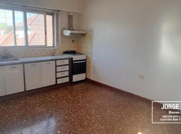 PH · 98m² · 4 Ambientes · Venta PH 4 Ambientes en Villa Adelina con Patio Sin Expensas