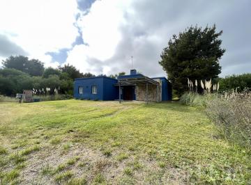 Casa · 126m² · 5 Ambientes · 1 Cochera · Casa de 4 Ambientes con Galería y Fondo Libre en Barrio Senderos II