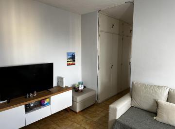 Departamento · 49m² · 3 Ambientes · Venta Departamento 3 Ambientes Muy Luminoso en Piso 13º en Lugano