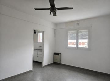 Departamento · 70m² · 4 Ambientes · Venta Departamento 4 Ambientes Parque Avellaneda, Gba Sur