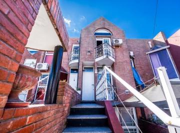 Casa · 110m² · 3 Ambientes · 2 Cocheras · 4 Ambientes Triplex en Venta Ramos Mejía
