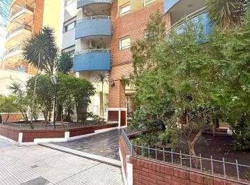Departamento · 42m² · 2 Ambientes · Alquiler 2 Amb Amenities Piso Alto Torre Categoria