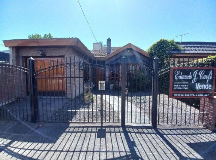 Casa · 180m² · 4 Ambientes · 1 Cochera