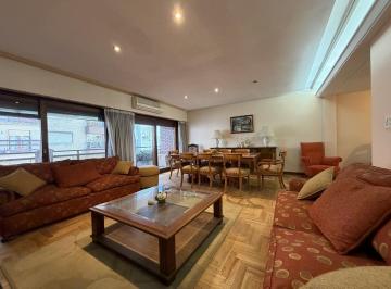 Departamento · 170m² · 4 Ambientes · 2 Cocheras · Departamento en Venta 4 Ambientes con Balcón, Baulera y Cochera Doble