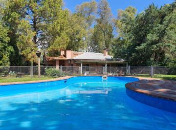 Casa · 170m² · 5 Ambientes · 2 Cocheras · Casa - Villa de Mayo