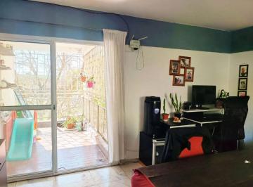 Departamento de 4 ambientes, Villa Soldati · Venta Departamento 4 Ambientes Renovado con Balcon Villa Soldati