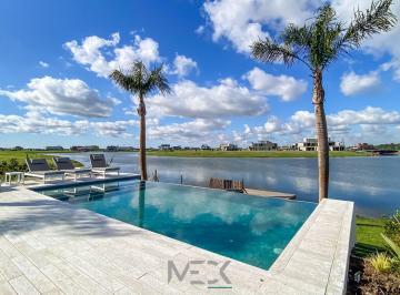 Casa · 480m² · 6 Ambientes · 3 Cocheras · Casa en Venta en Los Puentes, Nordelta