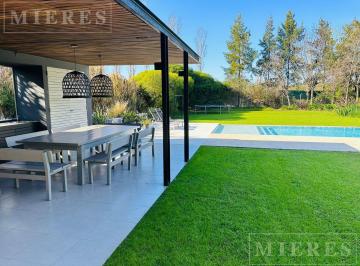 Casa · 360m² · 5 Ambientes · 2 Cocheras · Muy Linda Casa en Alquiler de Verano en Santa Bárbara, Bancalari.