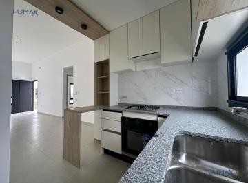 PH · 93m² · 2 Ambientes · 4 Cocheras · PH en San Ignacio Village