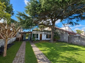 Casa · 105m² · 2 Ambientes · 1 Cochera · Venta de Casa en Lote de 480 m con Galería y Parque con Parrila, Villa Buide, Pilar