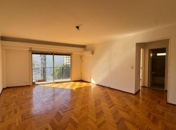 Departamento · 62m² · 3 Ambientes · Alquiler Depto 3 Amb. Balcón Al Frente - Caballito