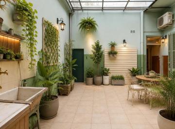 PH · 72m² · 4 Ambientes · PH 4 Ambientes Al Frente C/ Entrada Independiente y Patio – Flores Norte