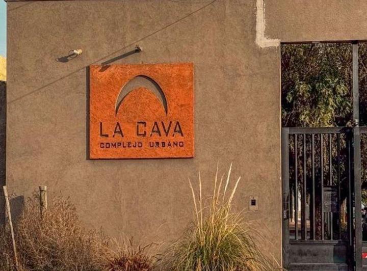 Departamento · 100m² · 4 Ambientes · 1 Cochera