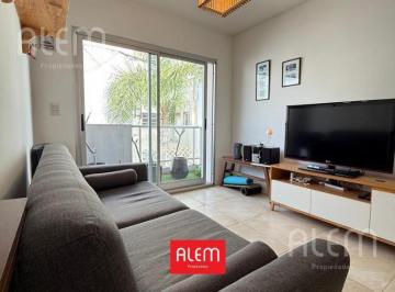 Departamento · 47m² · 2 Ambientes · 1 Cochera · Departamento en Venta en Banfield