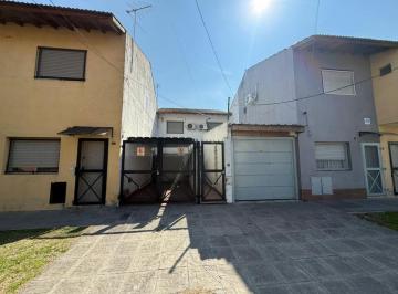PH de 3 ambientes, Avellaneda · PH de 60 m² con 2 Dorm. en Venta en Sarandi