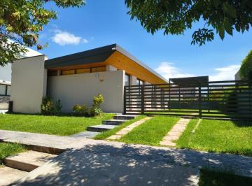 Casa · 110m² · 3 Ambientes · 2 Cocheras · Casa en Alquiler - Viñas del Torreon - Maipú - Mendoza