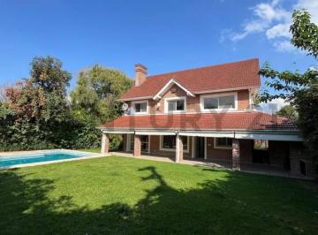 Casa · 210m² · 7 Ambientes · Venta Casa 7 Ambientes 3 Dorm. en Barrio Cerrado La Colina, Don Torcuato, Tigre