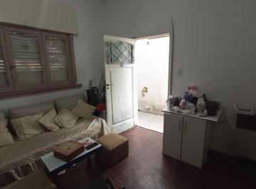 Terreno · 117m² · 4 Ambientes · Venta de Lote con 4 Departamentos