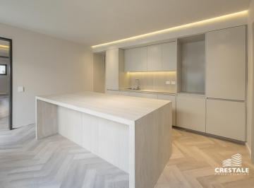 Casa · 190m² · 6 Ambientes · 1 Cochera · Venta / Permuta - Casa 3 Dorm. con Patio y Cochera - Abasto, Rosario.