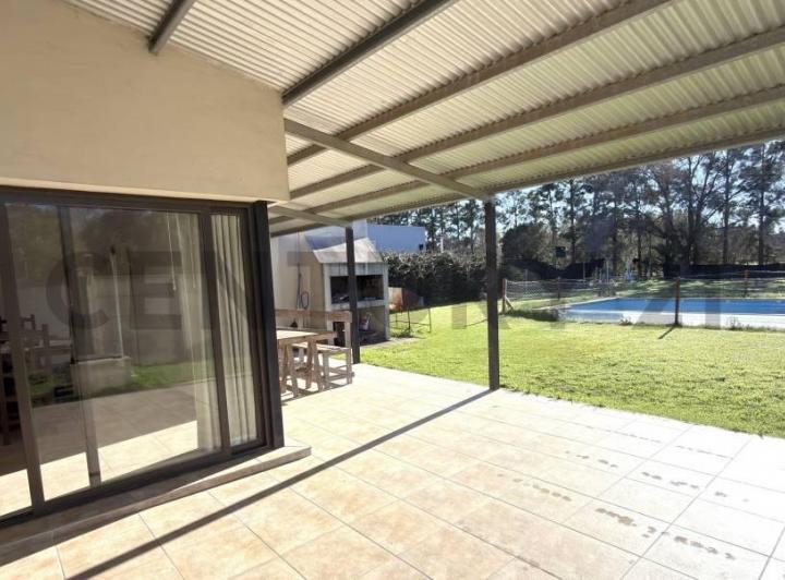 Casa · 144m² · 5 Ambientes · 1 Cochera