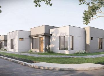 Casa · 68m² · 3 Ambientes · 1 Cochera · Venta Casa en Pozo 2 Dorm Bª Vista Michelo Maipu