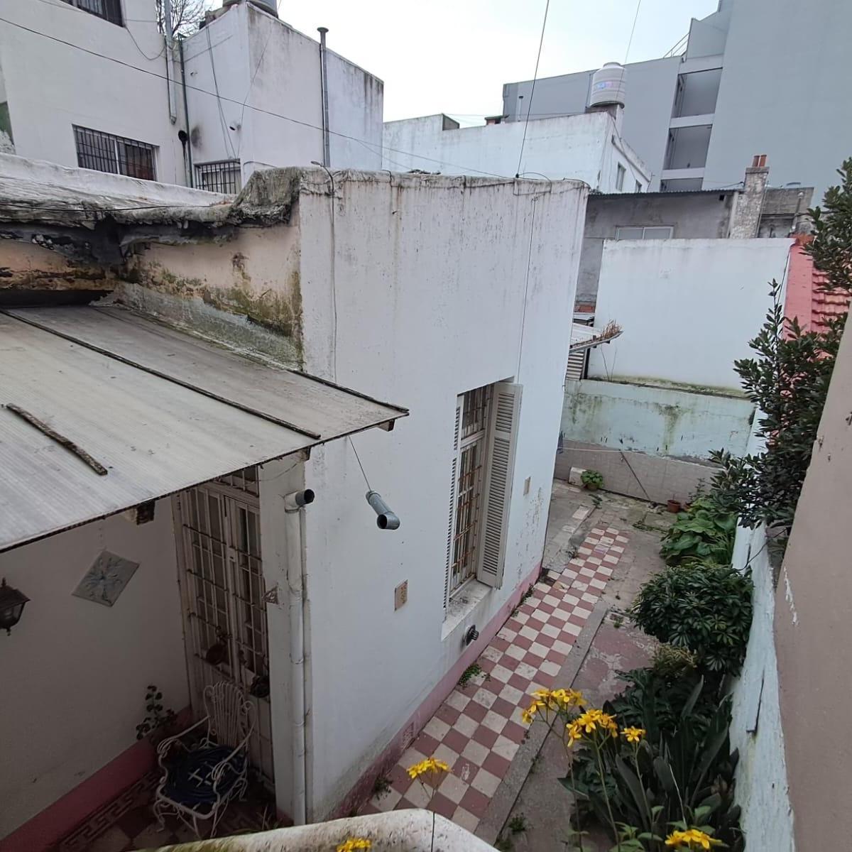 Chalet 4 amb, 150m² en venta para reciclar — Centro