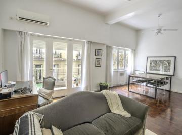 Departamento · 115m² · 4 Ambientes · Piso en Venta 4 Ambientes, 120 m², Balcón, en Recoleta Muy Luminoso