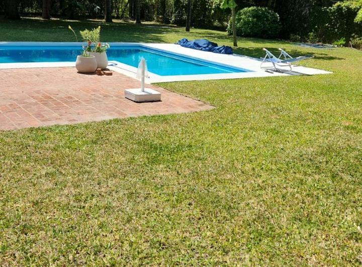 Casa · 143m² · 5 Ambientes · 2 Cocheras
