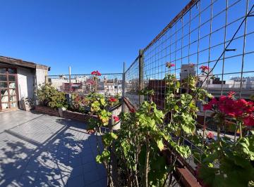 PH · 81m² · 3 Ambientes · Venta Hermoso PH 3 Amb
