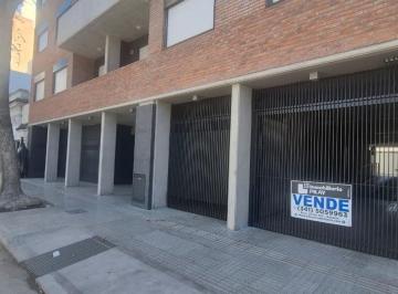 Garage · En Venta Cochera Edificio Bauen