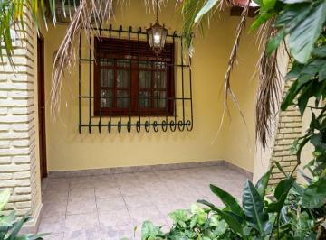 Casa · 116m² · 4 Ambientes · 2 Cocheras · Venta Casa 4 Ambientes Villa Tesei